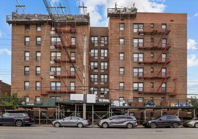 2330-voorhies-ave-lc-new-york-city-ny-11235/hzid_e8f79f03
