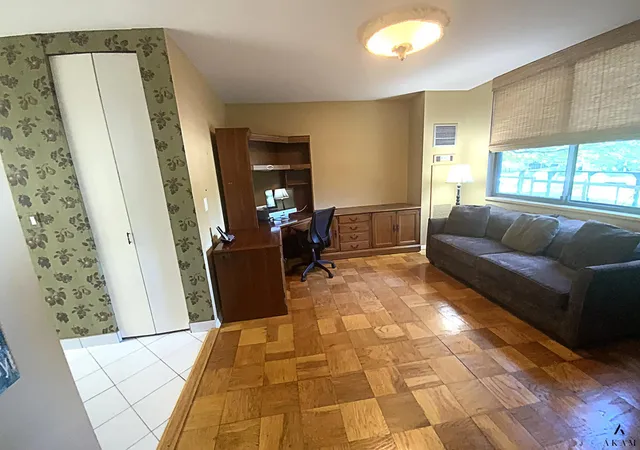270-10-grand-central-pkwy-2l-new-york-city-ny-11005/hzid_44bb208a