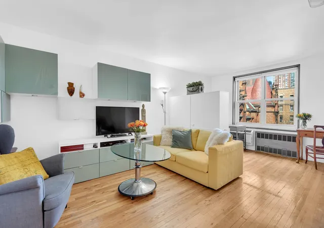 309-e-87th-st-5-l-new-york-city-ny-10128/hzid_faf53814