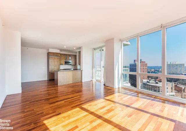 640-w-237th-st-11a-new-york-city-ny-10463/hzid_090f9353