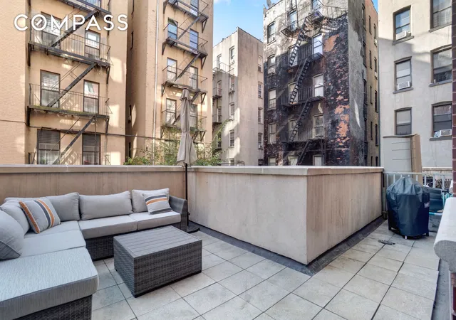 456-w-167th-st-1c-new-york-city-ny-10032/hzid_b1beb2fd