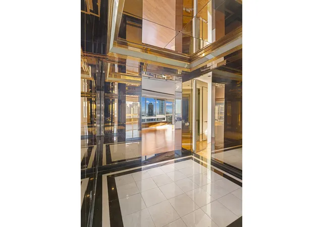 167-e-61st-st-36a-new-york-city-ny-10065/hzid_b8136ea8