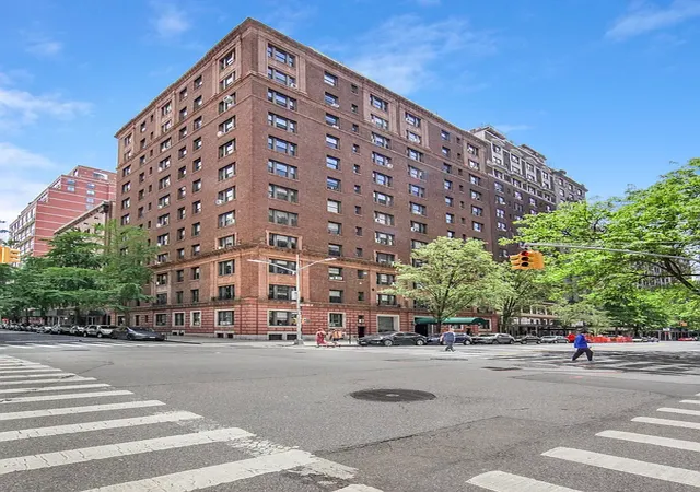 590-w-end-ave-2e-new-york-city-ny-10024/hzid_af3ce37b