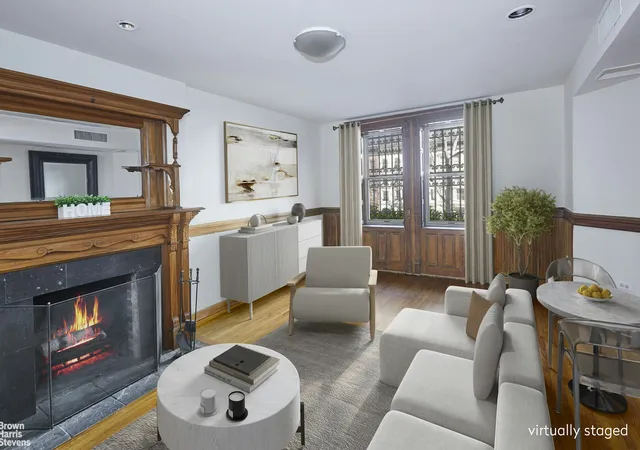44-w-76th-st-2-new-york-city-ny-10023/hzid_ba4cc943
