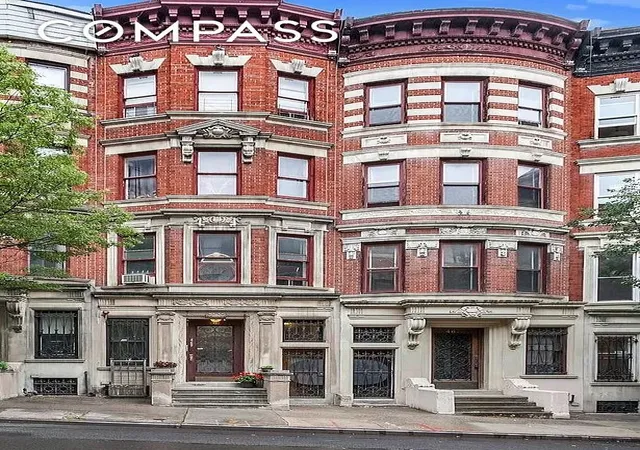 469-w-141st-street-new-york-ny-10031/hzid_f6fe694e