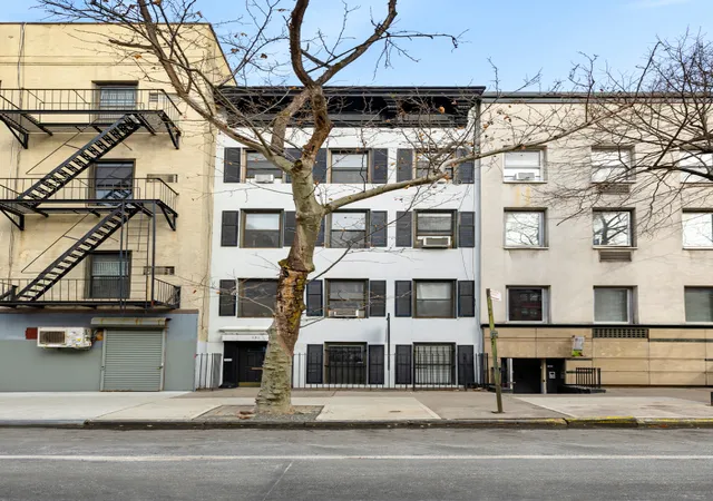 131-e-29th-street-new-york-city-ny-10016/hzid_5f2a8caa