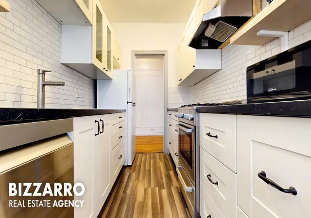 2081-cruger-ave-2k-new-york-city-ny-10462/hzid_cd9f741c