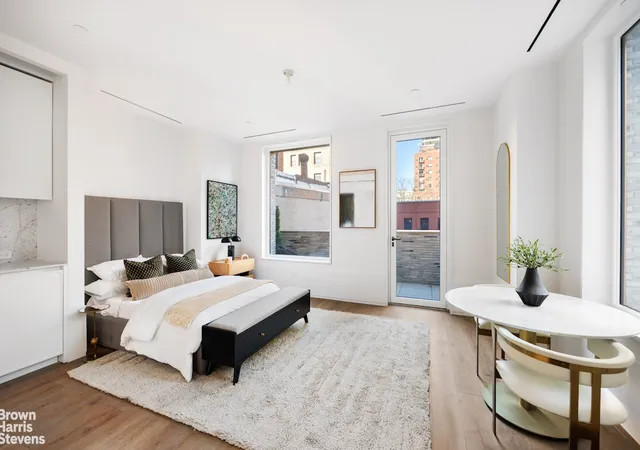 180-e-88th-street-4b-new-york-city-ny-10128/hzid_72c7f4a7