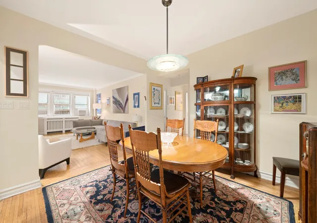 86-10-34th-avenue-113-jackson-heights-ny-11372/hzid_0d7e06bb