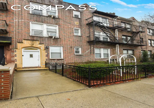 9019-fort-hamilton-pkwy-brooklyn-ny-11209/hzid_53596538