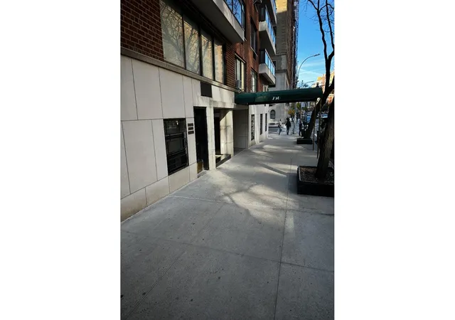 750-park-ave-1c-new-york-city-ny-10021/hzid_828c7e99