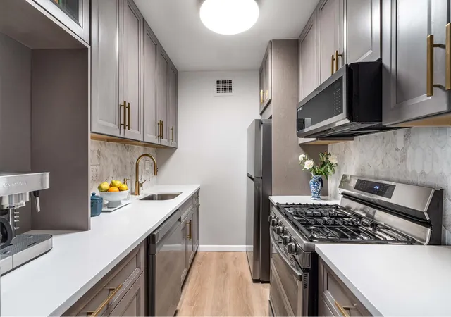 136-e-56th-st-8l-new-york-city-ny-10022/hzid_bf24577a
