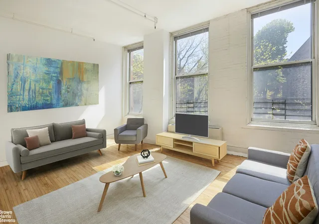 285-lafayette-st-2d-new-york-city-ny-10012/hzid_875b5cbb