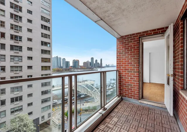 50-sutton-pl-s-8h-new-york-city-ny-10022/hzid_6284542a