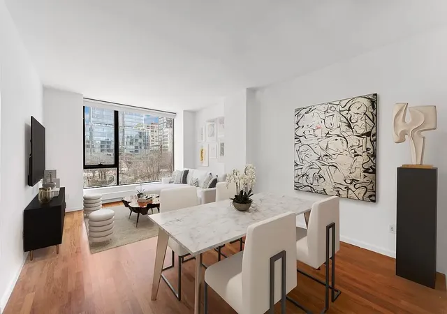 255-hudson-st-5aw-new-york-city-ny-10013/hzid_d5ce3792