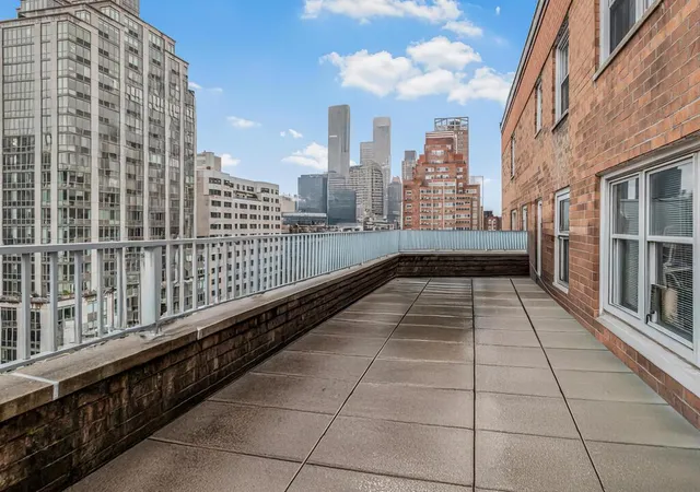 333-e-66th-st-12-c-new-york-city-ny-10065/hzid_45ce1cdd