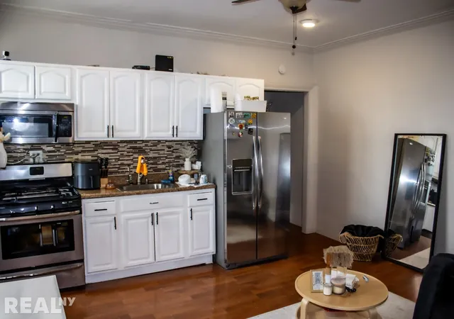 645-barretto-st-3g-new-york-city-ny-10474/hzid_7a1c2ff1