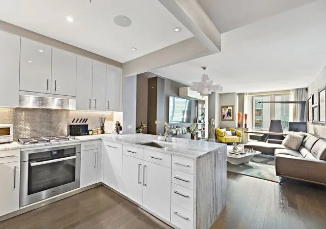 50-riverside-blvd-11-h-new-york-city-ny-10069/hzid_09c02281
