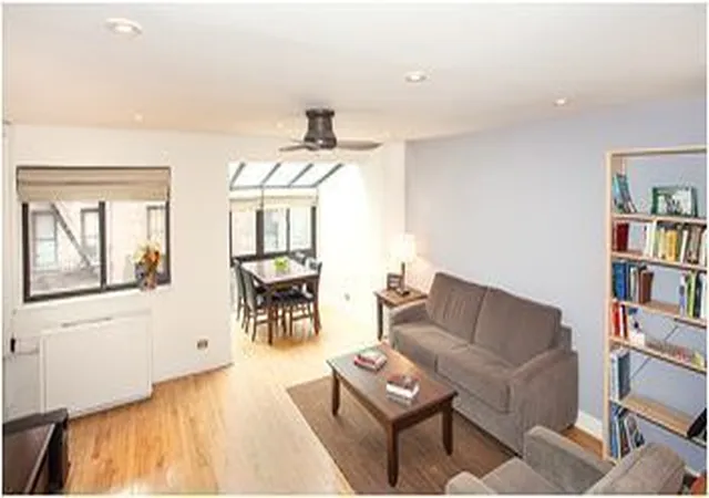 225-e-86th-st-304-new-york-city-ny-10028/hzid_b04a4ef8
