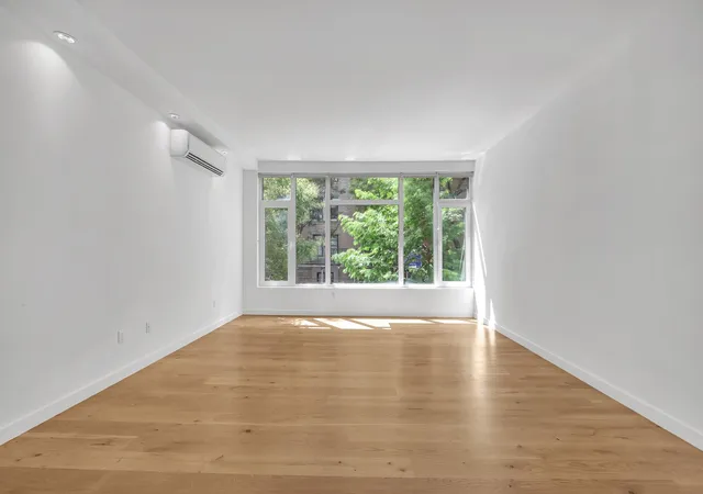 241-w-107th-street-2-flr-new-york-ny-10025/hzid_82ac5ebb