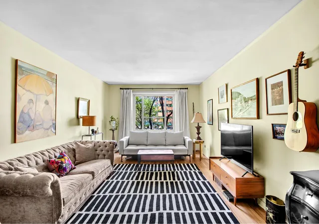 520-e-90th-st-3k-new-york-city-ny-10128/hzid_8d385374
