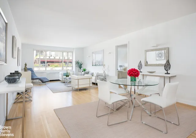 30-e-62nd-st-11a-new-york-city-ny-10065/hzid_0ab25e52