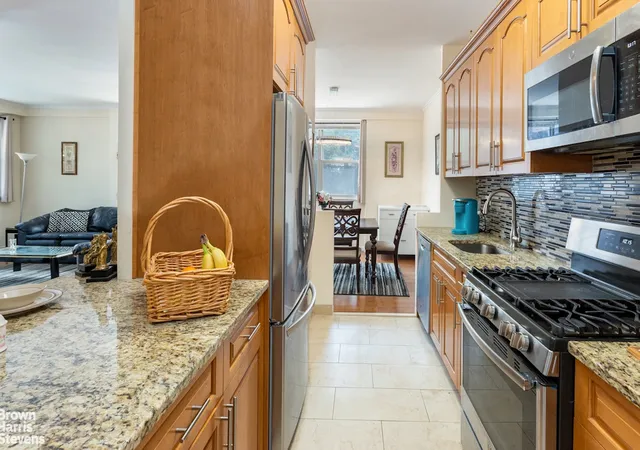 555-kappock-st-2e-new-york-city-ny-10463/hzid_597f08ee