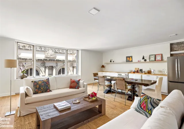 1001-5th-avenue-7a-new-york-city-ny-10028/hzid_746b36d2
