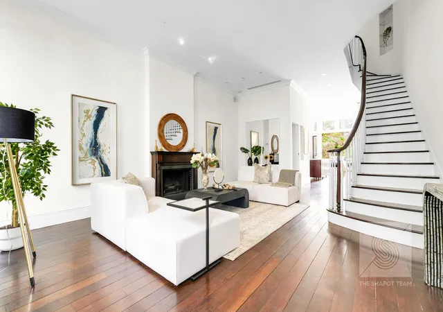 226-e-79th-street-new-york-city-ny-10075/hzid_0d5f29b1