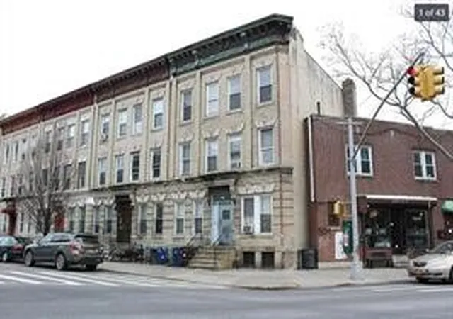 256-withers-st-brooklyn-ny-11211/hzid_f143c1d2