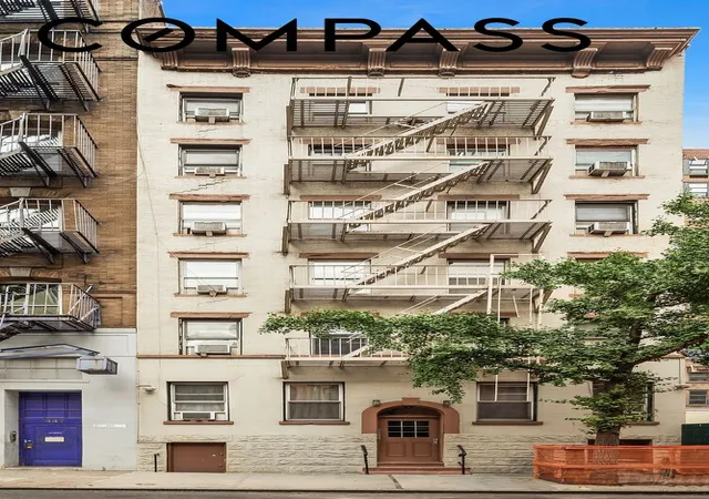 445-w-36th-street-new-york-city-ny-10018/hzid_8e17af1e