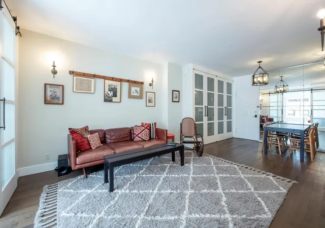 370-e-76th-st-c1003-new-york-city-ny-10021/hzid_707ed064