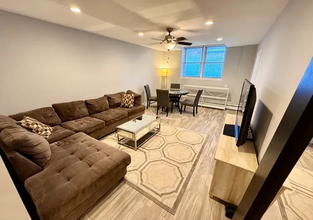 84-70-129th-st-b-new-york-city-ny-11415/hzid_759da266