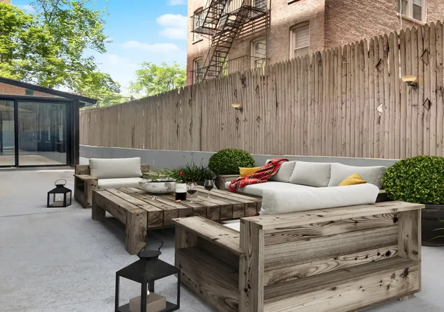 317-w-95th-st-hg-new-york-city-ny-10025/hzid_d468c74c