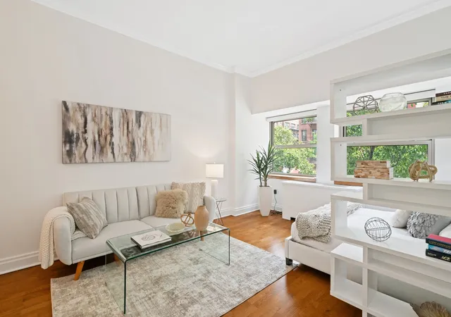 350-e-82nd-street-2-g-new-york-ny-10028/hzid_39c2ea8a