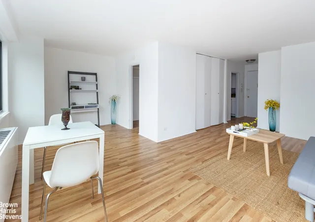 3671-hudson-manor-ter-4f-new-york-city-ny-10463/hzid_079bac6c