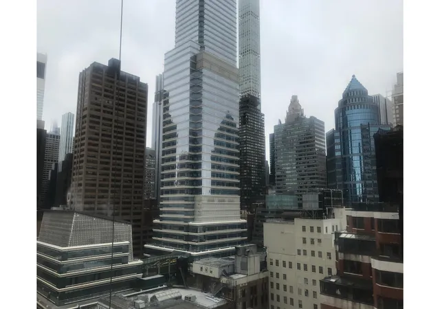 200-e-61st-street-20a-new-york-ny-10065/hzid_cf4df821