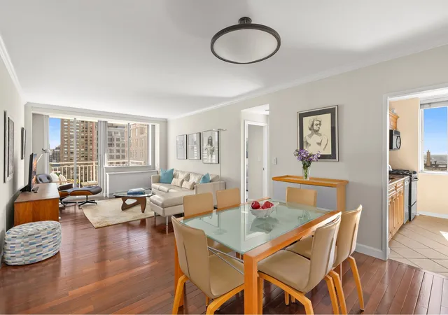 515-e-79th-st-20f-new-york-city-ny-10075/hzid_15a376f3