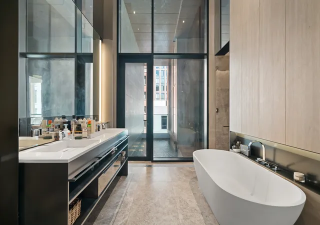 522-w-29th-st-5-b-new-york-city-ny-10001/hzid_60d9f8b4