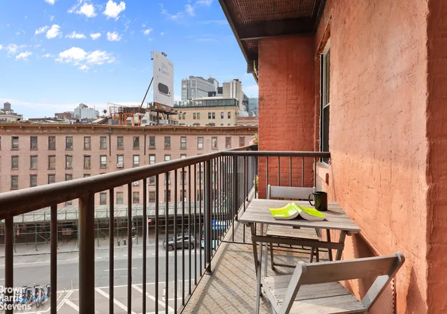 350-w-14th-street-5a-new-york-ny-10014/hzid_920b7b5e