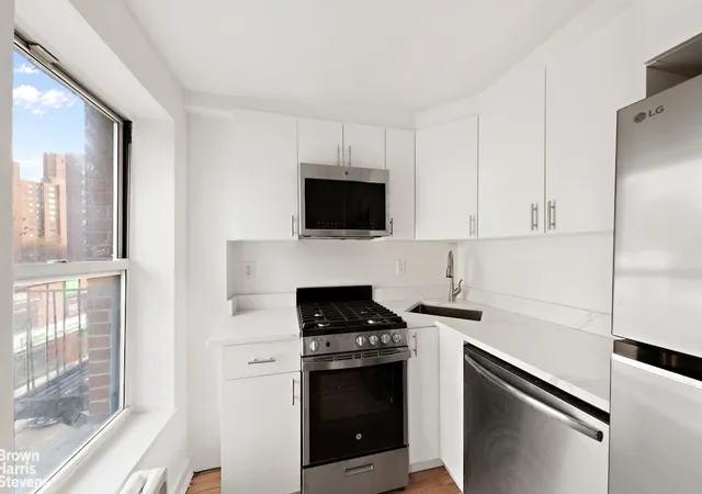 352-e-19th-street-new-york-ny-10003/hzid_d761622a