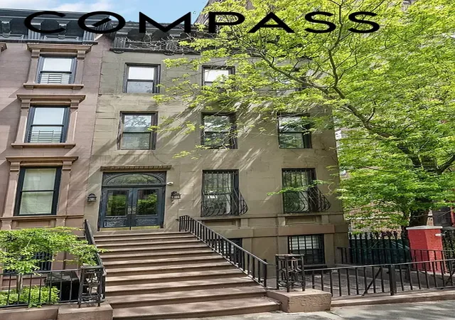179-e-94th-street-new-york-city-ny-10128/hzid_2e6a8252