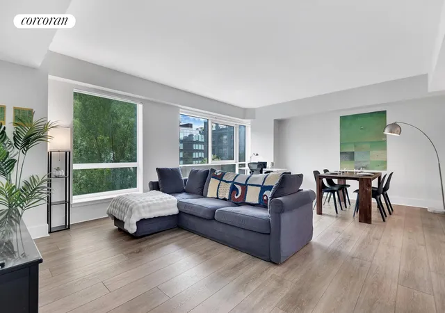 446-kent-ave-4c-brooklyn-ny-11249/hzid_e3e25d2e