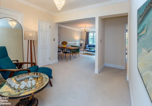 640-w-231st-st-5d-new-york-city-ny-10463/hzid_ed92205e