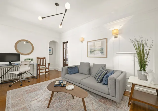 232-e-6th-street-6e-new-york-ny-10003/hzid_51e9999a