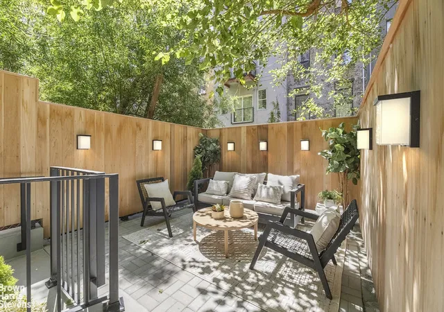 240-w-123rd-st-terra-new-york-city-ny-10027/hzid_02cf0d03