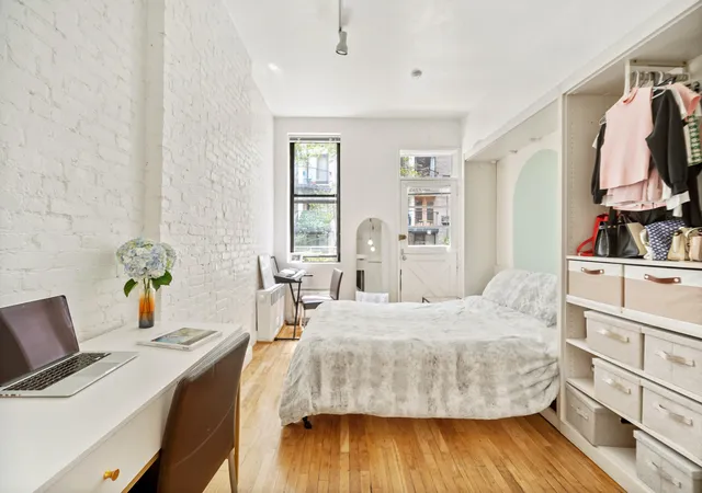 430-e-87th-street-1b-new-york-ny-10128/hzid_e888f7a7