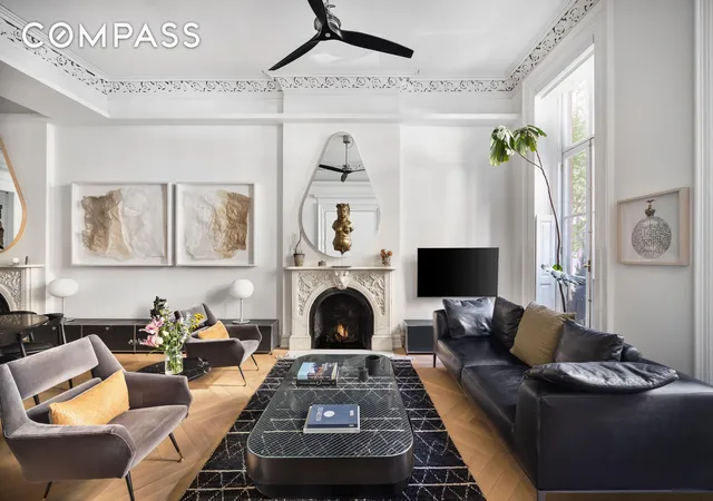 66-w-11th-st-parlor-new-york-city-ny-10011/hzid_1b9f7bea