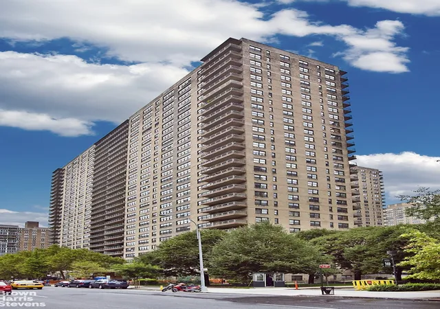 185-w-end-ave-26n-new-york-city-ny-10023/hzid_51cabd87