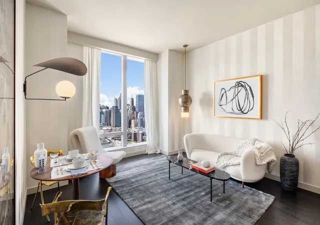 252-south-st-77b-new-york-city-ny-10002/hzid_213b8c3c